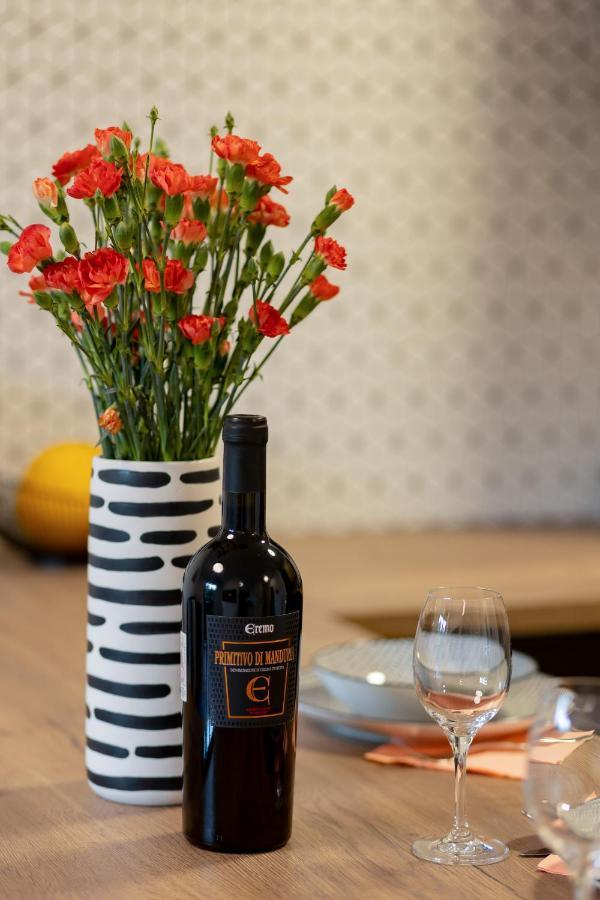 Srodmiescie Warsaw Muranow Apartments With Parking By Noclegi Renters Bagian luar foto